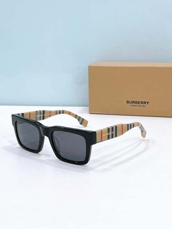 Picture of Burberry Sunglasses _SKUfw80537436fw